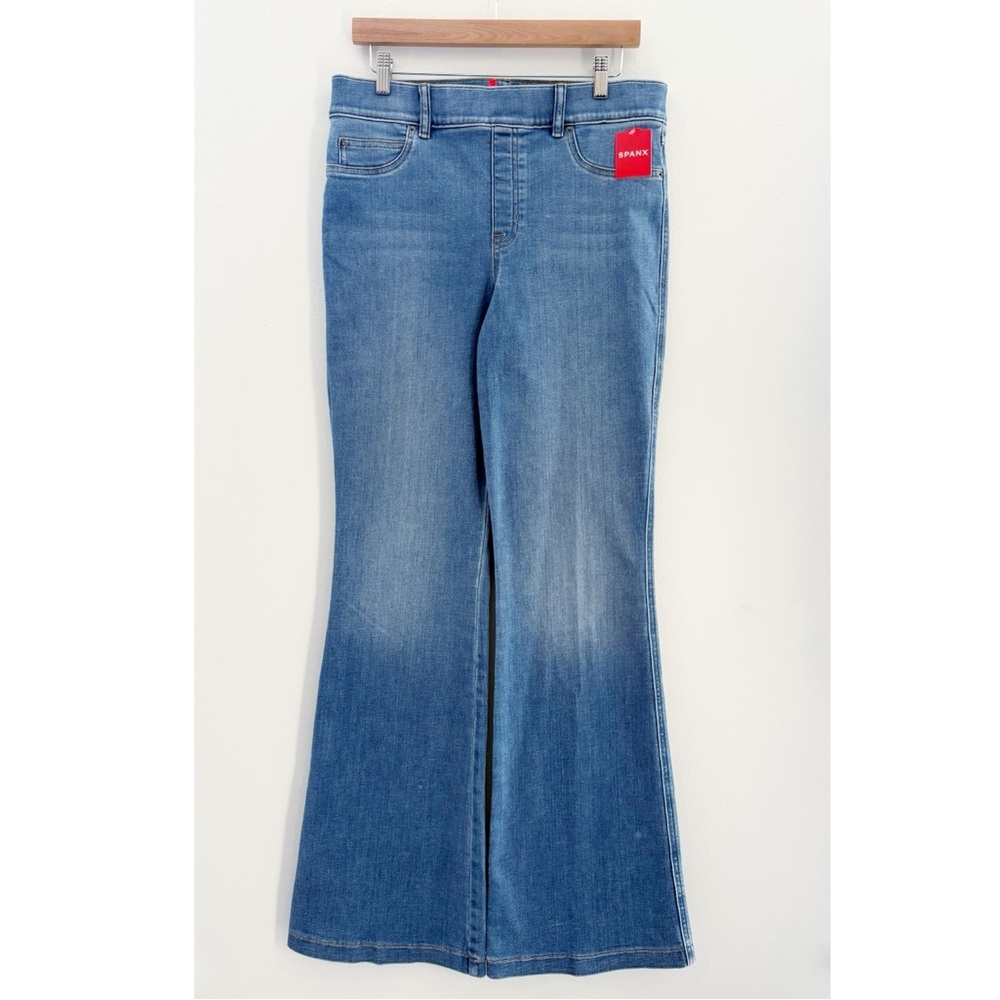 Spanx || EveryWear Flare Jeans in Stonewashed Blue‎ Large NWT